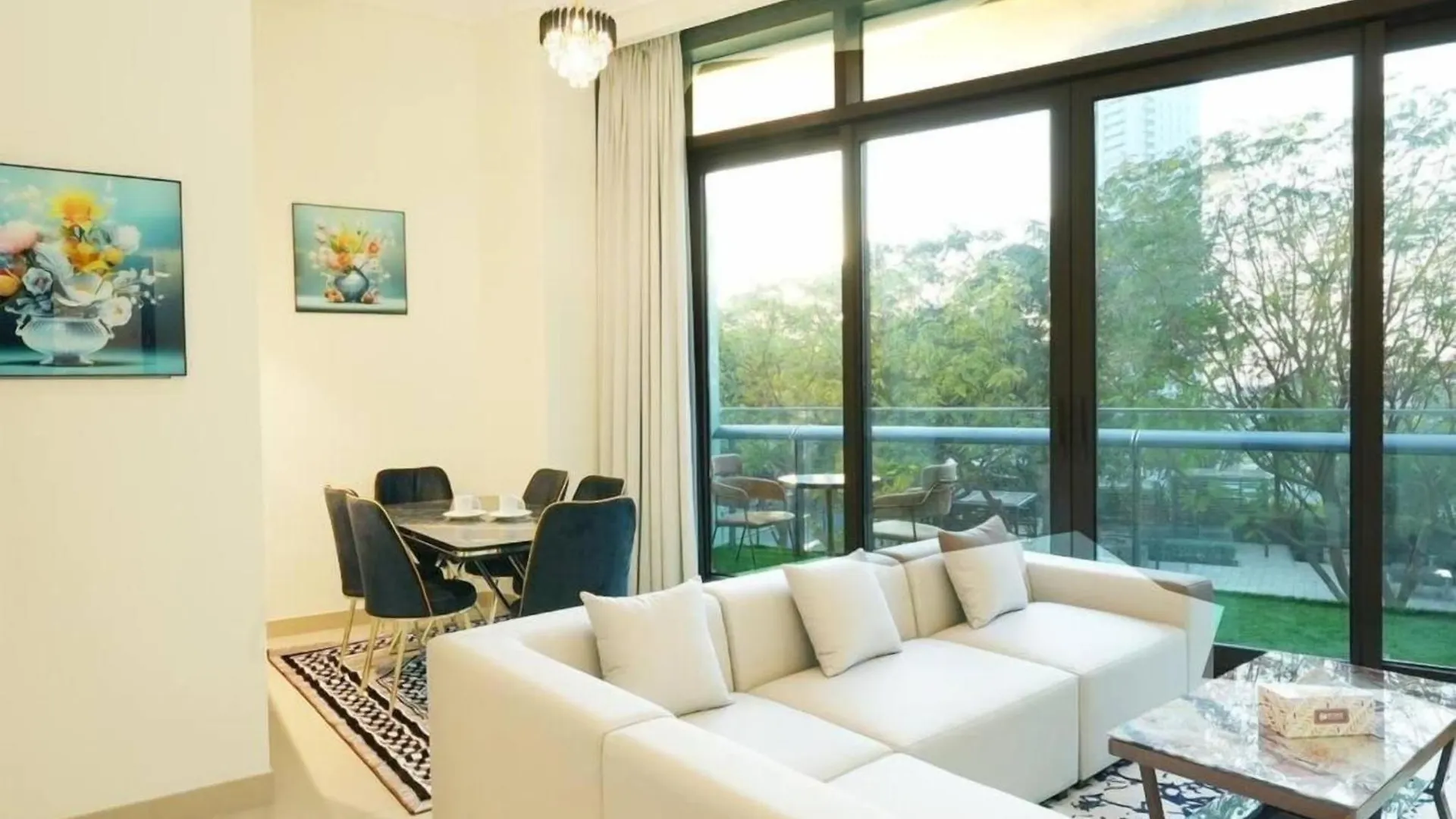 Brown Stone - Burj Khalifa Downtown Vista Apartment Dubai