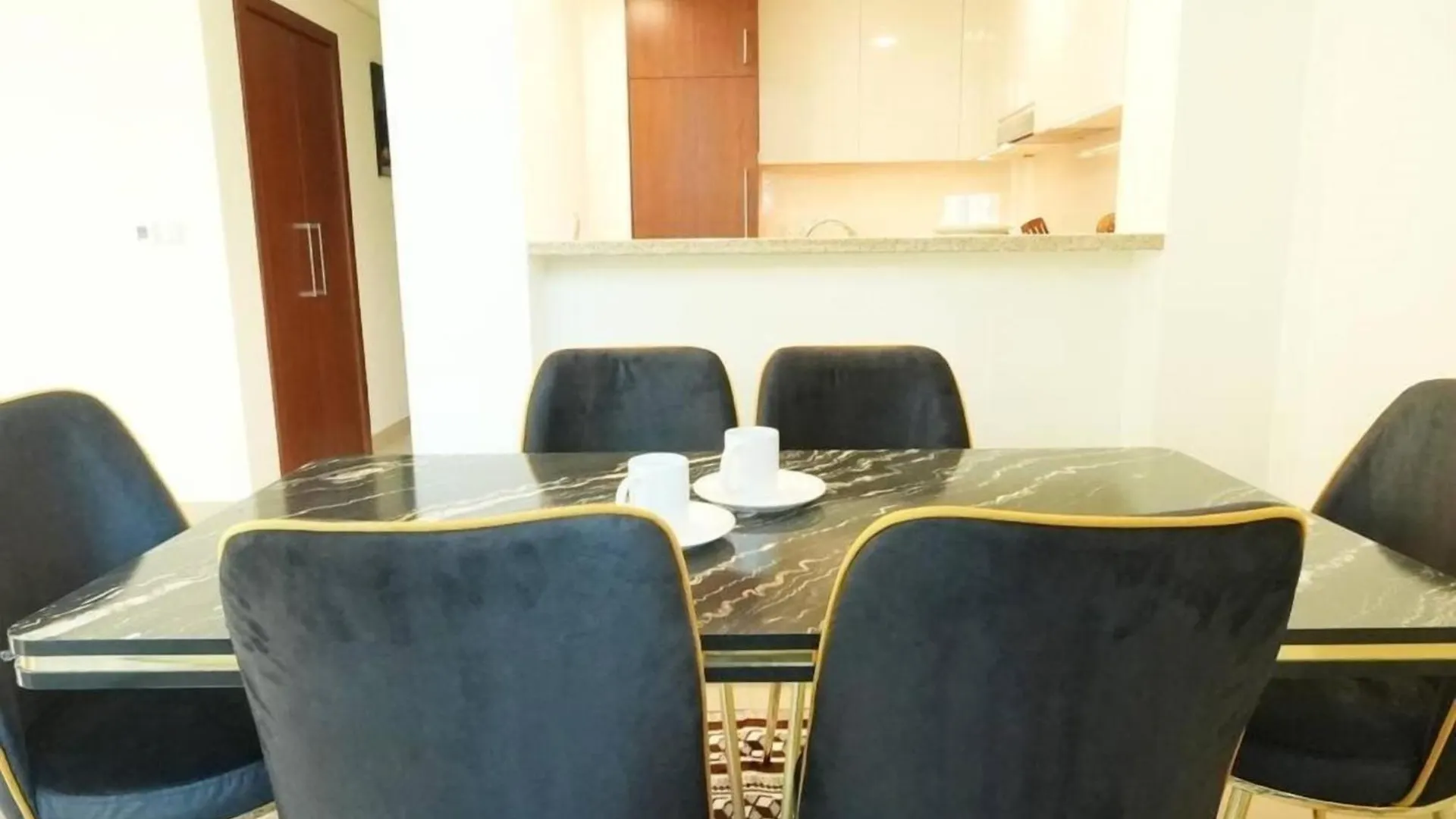 Brown Stone - Burj Khalifa Downtown Vista Apartment Dubai