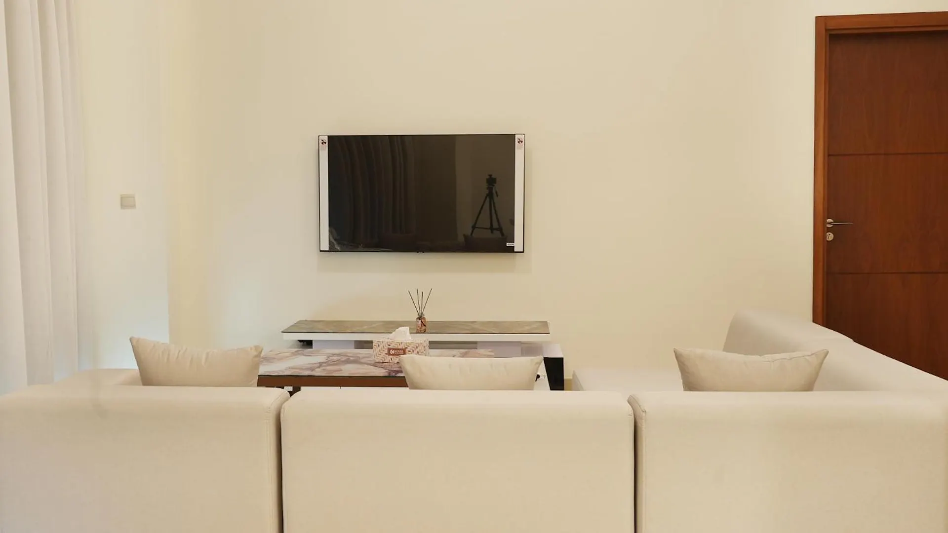 Brown Stone - Burj Khalifa Downtown Vista Apartment Dubai